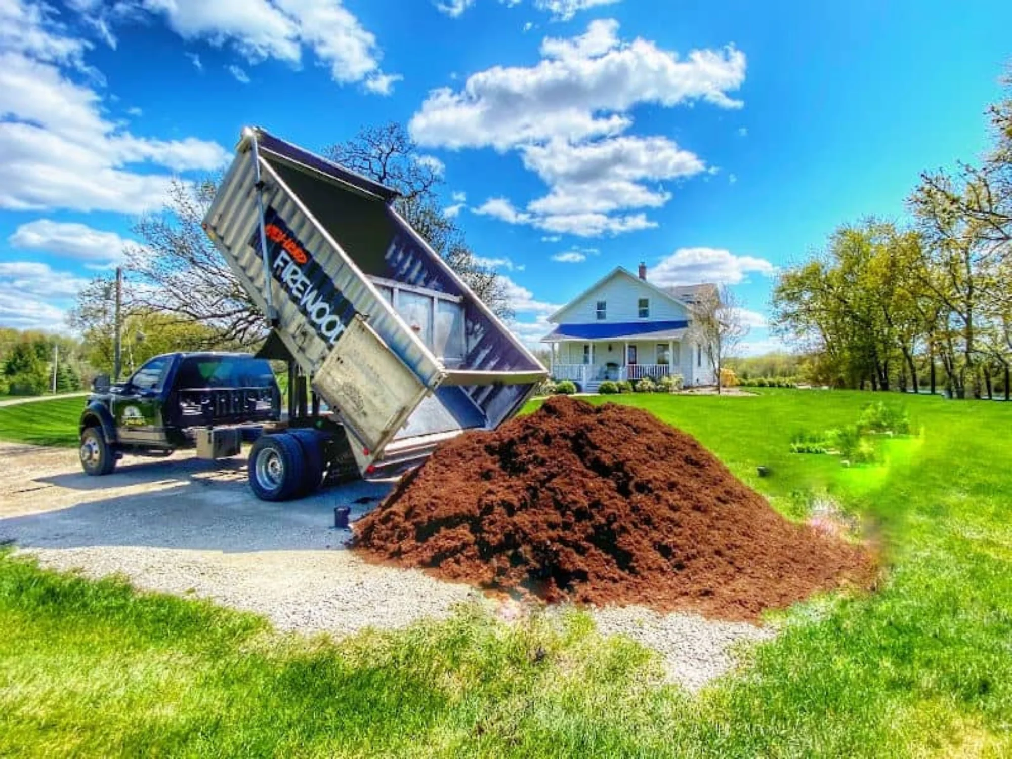 Mulch Delivery — professional junk removal & hauling in the DMV